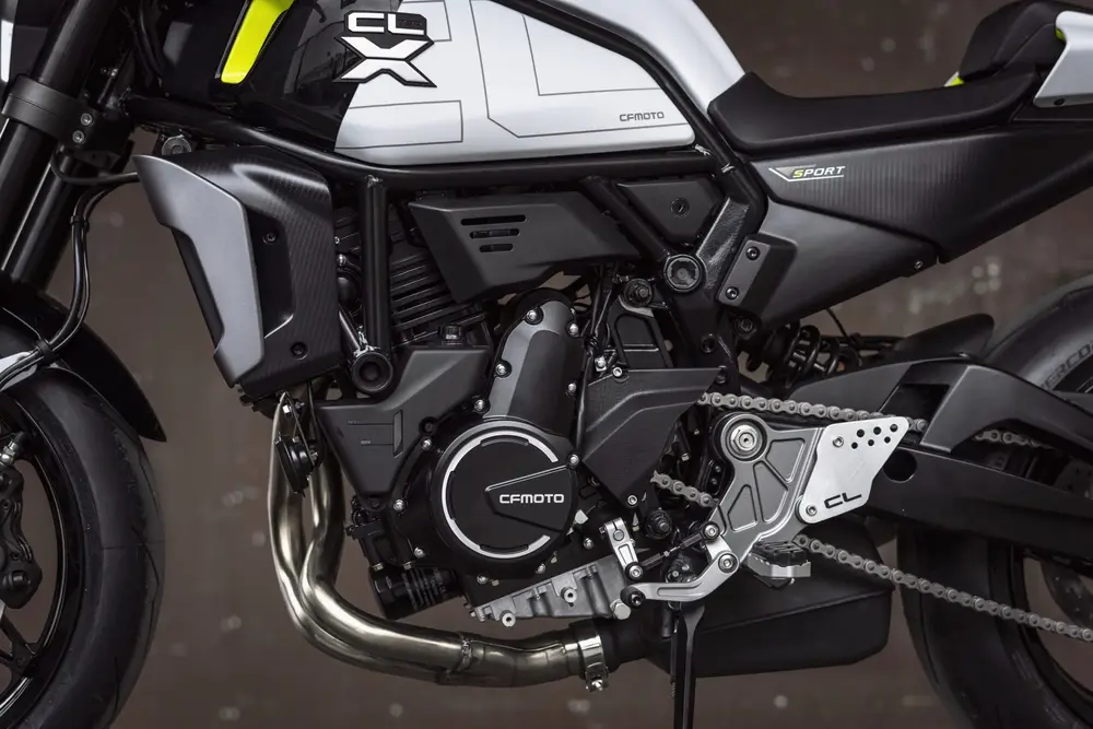 CFMOTO 700CL-X Sport - MOTOR