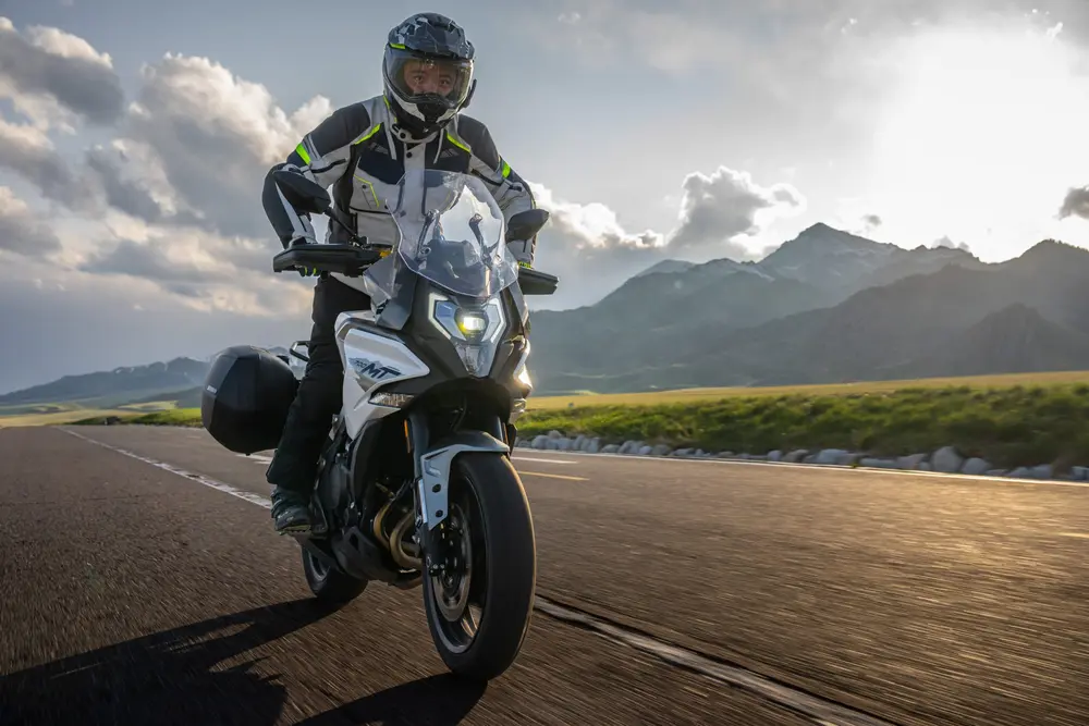 CFMOTO 700MT - Diseño