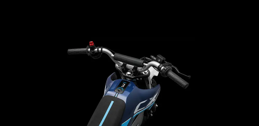 CFMOTO CX-2E - Selección de aceleración que cambia el juego